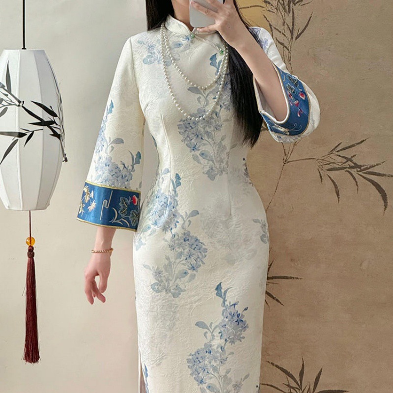 優雅法式V領苧麻印花連衣裙(圖1)